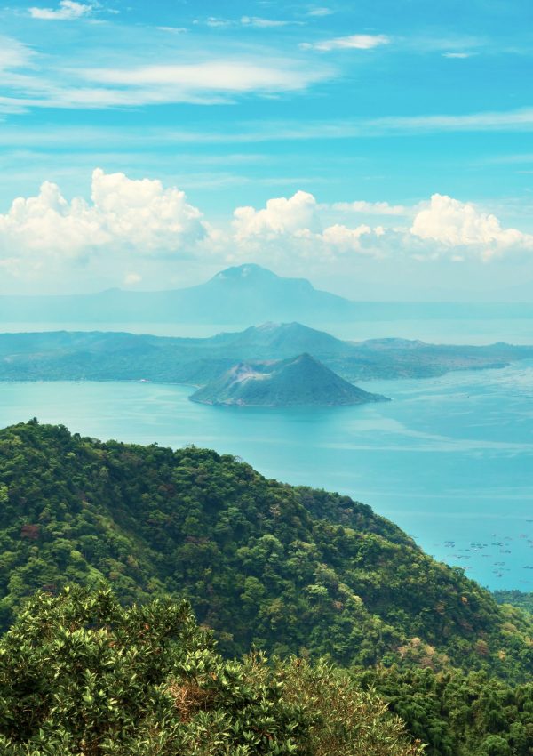 What to do and where to Stay in Tagaytay, Philippines.