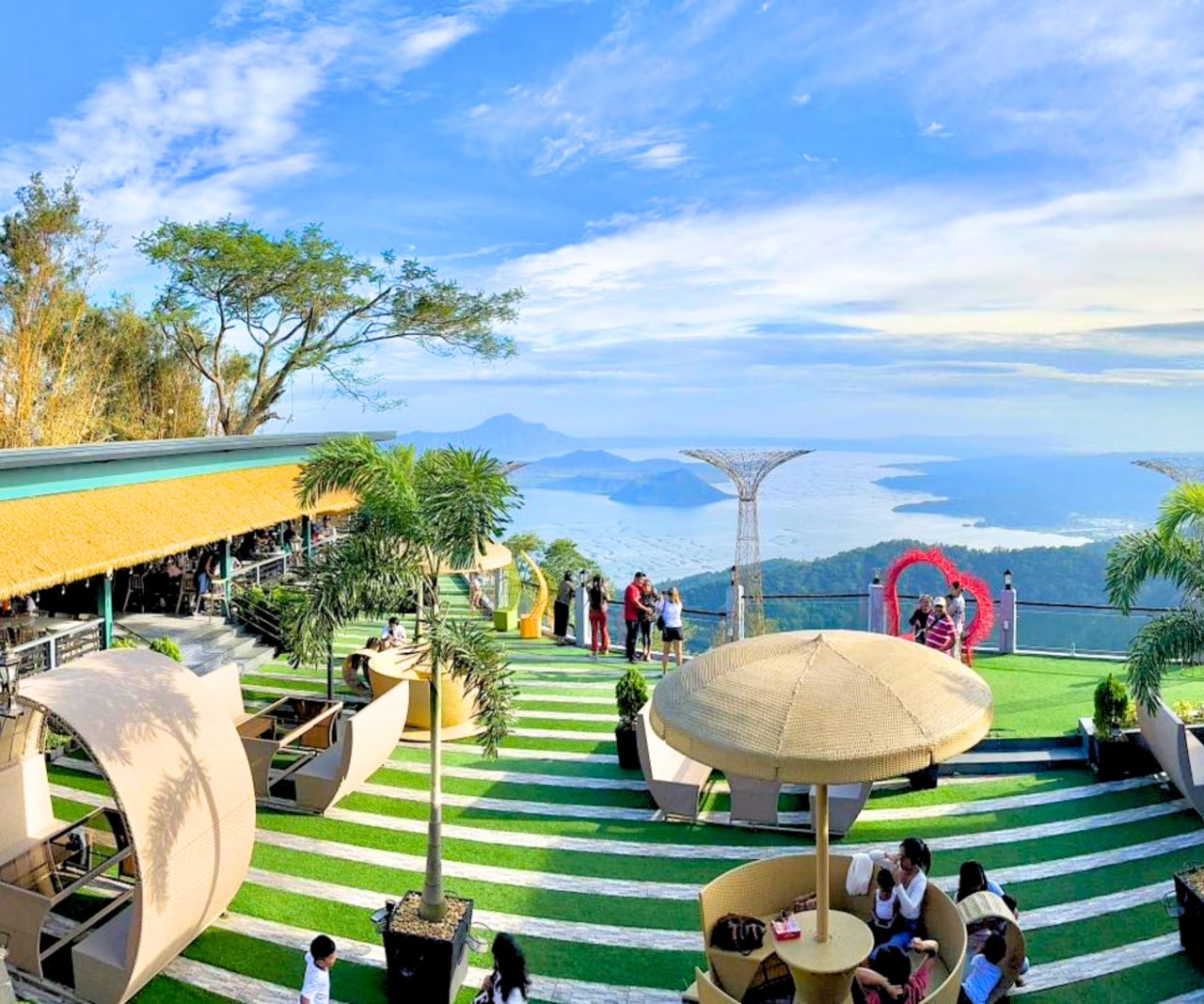 Tagaytay Restaurants with a view of Taal Volcano