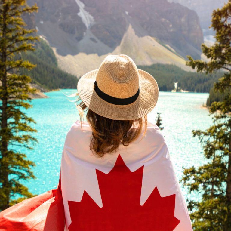 8 Tips to Choose the Right eSIM Data Plan for Canada Travel
